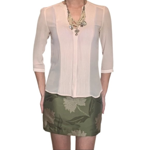 Francesca’s Multi String Statement Necklace - Picture 2 of 2